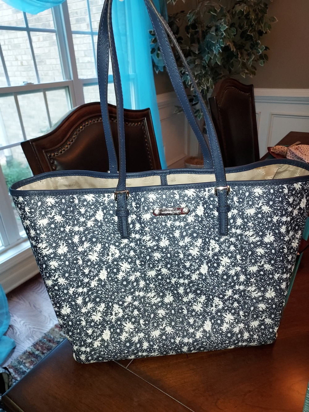 Michael Kors Jet Set Blue Floral Carry-All Tote Bag